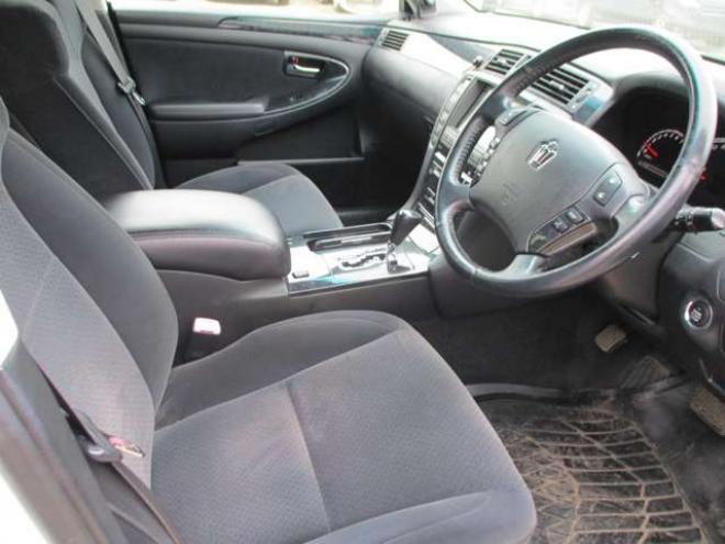 クラウンアスリート 2.5 i-Four 60thスペシャルエディション 4WD　ナビ・TV・バックカメラ・スマートキー 2500