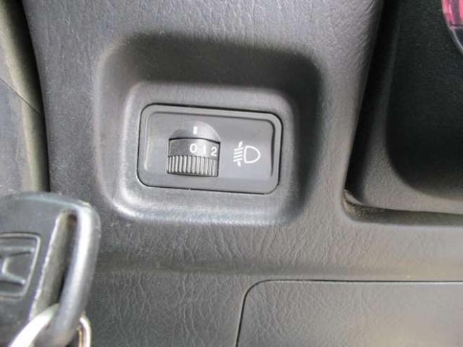 バモスホビオ G 4WD　3.9万キロ・R10/2月・5速マニュアル・キーレス 660