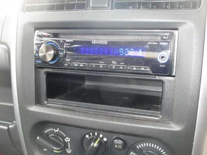 ジムニーXG 4WD　H23年式・インタークーラーターボ・キーレス 660