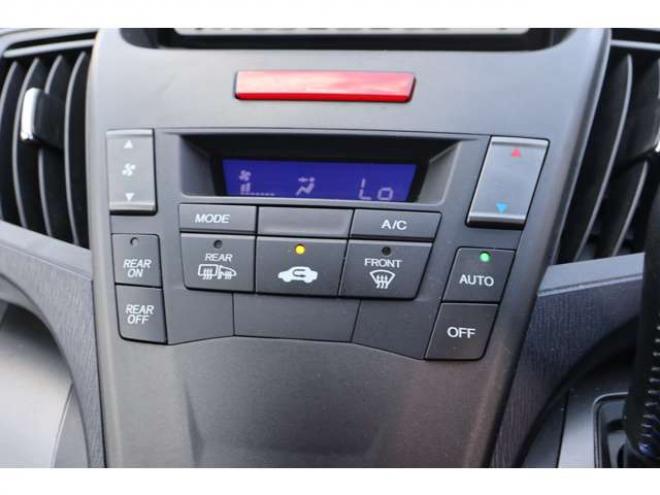 オデッセイ2.4 アブソルート 4WD　ナビ・TV・バックカメラ・キーレス・タイミングチェーン式 2400