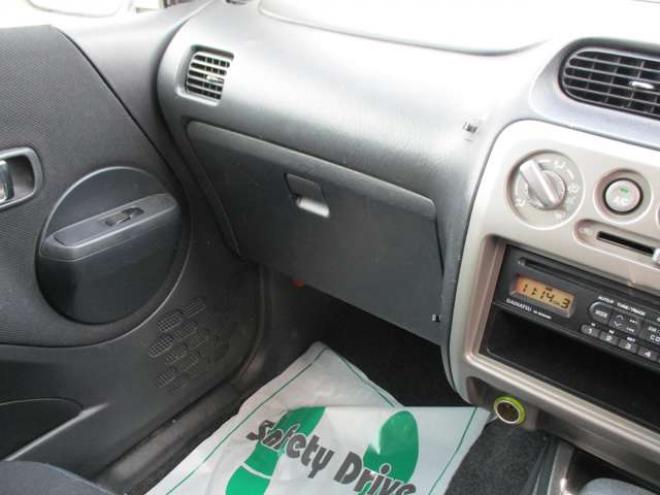 テリオスキッドカスタムL 4WD　6万キロ・ターボ・キーレス 660