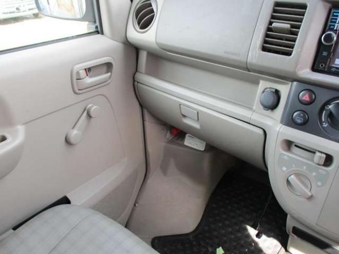 エブリィPA ハイルーフ 4WD　ナビ・TV・キーレス・4.5万キロ・修復なし 660