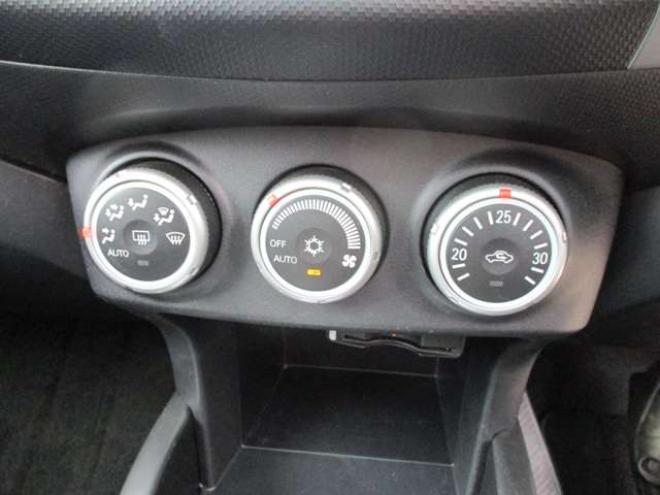 アウトランダー2.4 ローデスト 24G 4WD　サンルーフ・ナビ・TV・バックカメラ・スマートキー 2400