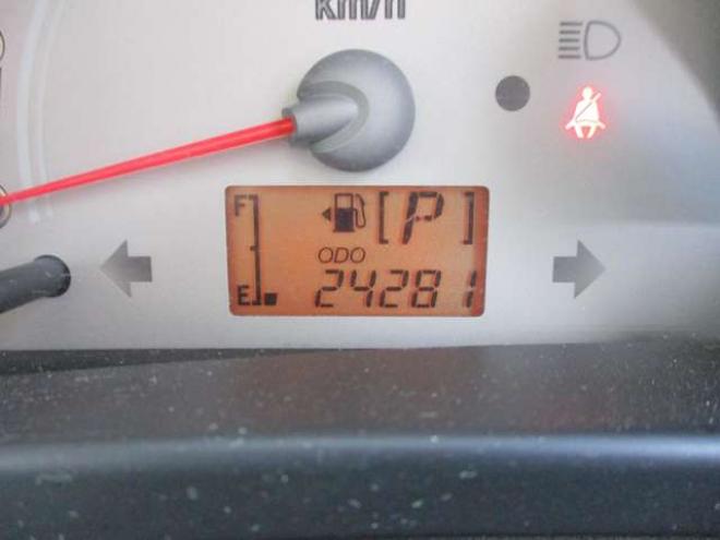 ミラジーノXリミテッド 4WD　2.4万キロ・キーレス 660