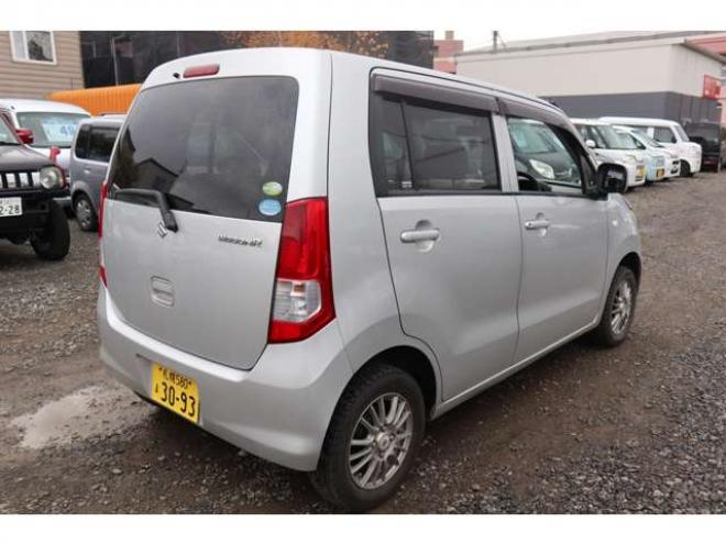 ワゴンRFX 4WD　5速マニュアル・4WD・R9/3月・キーレス・Tチェーン式・6.9万キロ 660