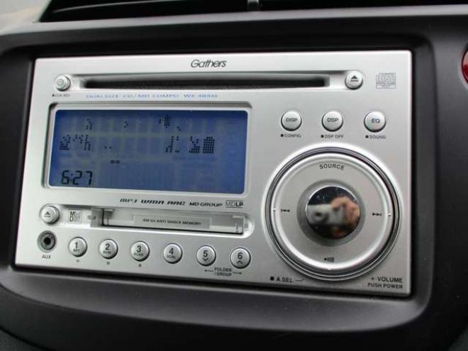 フィット1.5 RS 4WD　2.3万キロ・R9/5月・キーレス 1500