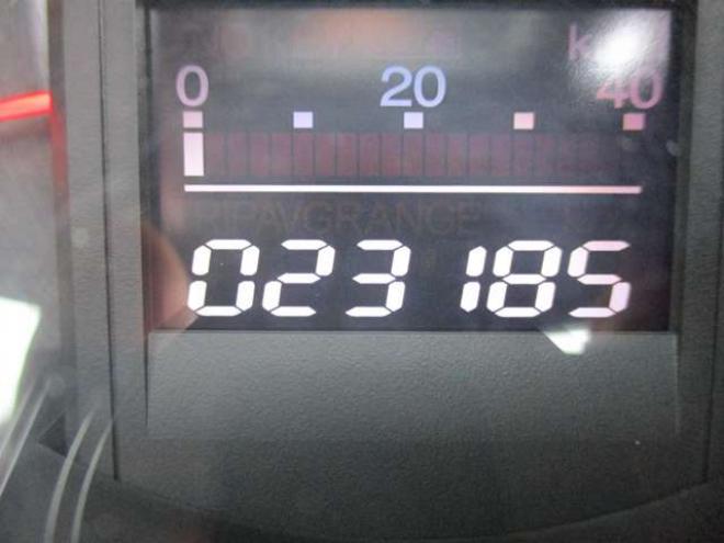 フィット1.5 RS 4WD　2.3万キロ・R9/5月・キーレス 1500