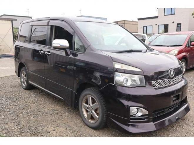 ヴォクシー2.0 ZS 煌II 4WD　スマートキー・ナビ・TV・バックカメラ・両側パワスラ・後期型 2000