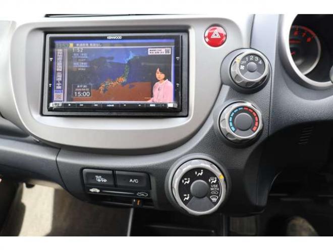 フィット1.3 G 4WD　5万キロ・ナビ・TV・キーレス・タイミングチェーン式 1300