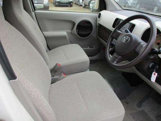 パッソ1.0 X 4WD　ナビ・TV・キーレス・7.9万キロ 1000