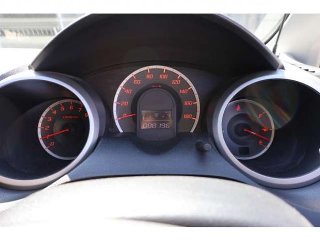 フィット1.5 RS 4WD　ナビ・TV・バックカメラ・キーレス 1500