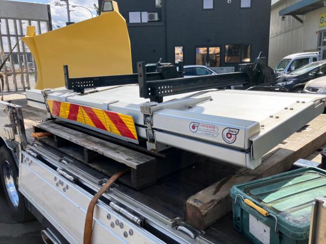 その他新明和　中古　4tワイド格納パワーゲート