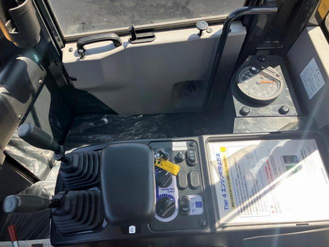 ホイールローダコマツ　中古　WA100-8Y　建機