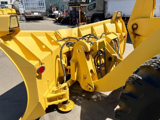 ホイールローダコマツ　中古　WA100-8Y　建機