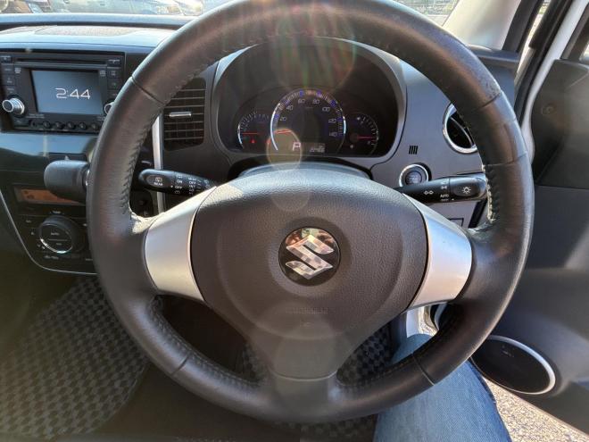 ワゴンR660スティングレー リミテッド 4WD　ローンが不安な方＜優遇ローン＞1年保証　社外オーディオ　バックカメラ