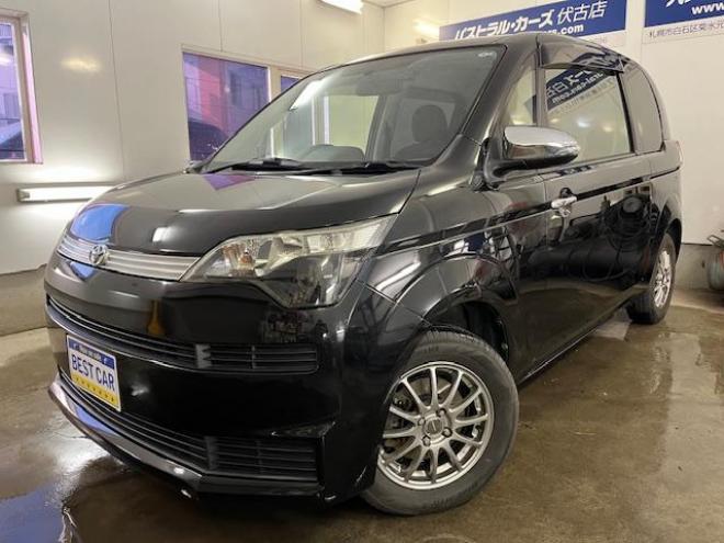 スペイドＦジャック　寒冷地仕様　禁煙車　パワースライドドア　社外１５インチＡＷ　スタッドレスタイヤ付　エンジンスターター　ＫＥＮＷＯＯＤナビ　地デジ　Ｂｌｕｅｔｏｏｔｈオーディオ　バックカメラ　前後ドライブレコーダー 4WD 1500 4Dr