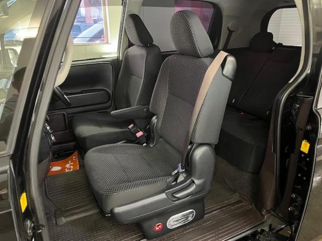 スペイドＦジャック　寒冷地仕様　禁煙車　パワースライドドア　社外１５インチＡＷ　スタッドレスタイヤ付　エンジンスターター　ＫＥＮＷＯＯＤナビ　地デジ　Ｂｌｕｅｔｏｏｔｈオーディオ　バックカメラ　前後ドライブレコーダー 4WD 1500 4Dr