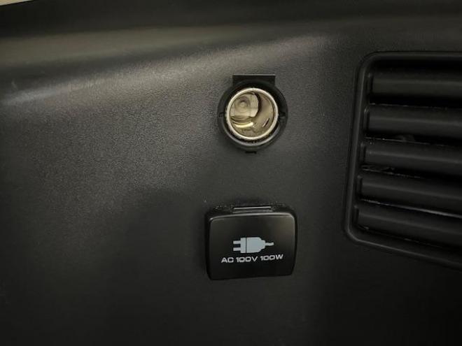 パジェロロング　スーパーエクシード　寒冷地仕様　ダブルバッテリー　禁煙車　ＷＥＤＳキーラー１７ＡＷ＋新品ＴＯＹＯホワイトレタータイヤ　社外１７ＡＷ＋スタッドレスタイヤ　新品ＪＡＯＳブラックマッドガード　純正ナビ　地デジ　Ｂｌｕｅｔｏｏｔｈ 4WD 3200 5Dr