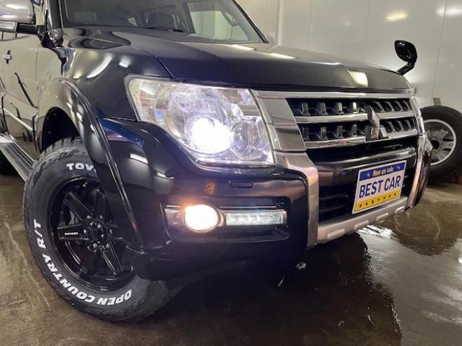 パジェロロング　スーパーエクシード　寒冷地仕様　ダブルバッテリー　禁煙車　ＷＥＤＳキーラー１７ＡＷ＋新品ＴＯＹＯホワイトレタータイヤ　社外１７ＡＷ＋スタッドレスタイヤ　新品ＪＡＯＳブラックマッドガード　純正ナビ　地デジ　Ｂｌｕｅｔｏｏｔｈ 4WD 3200 5Dr