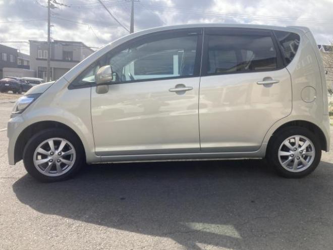 ムーヴカスタムX 4WD 660 5Dr