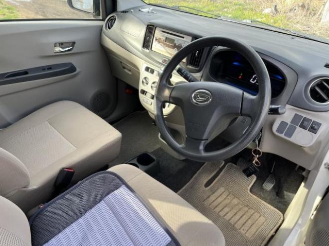 ミライースxfメモリアルエディション 4WD 660 5Dr