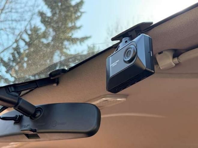 キャラバンNV350 2.5 クールバン DX ロングボディ ディーゼルターボ 4WD　エンジンスターター　革調シートカバー　ETC　社外ハンドル　社外テール　ベッドキット　パワステ　パワーウィンドウ　社外ナビ　社外アルミホイール　両側スライドドア 2500