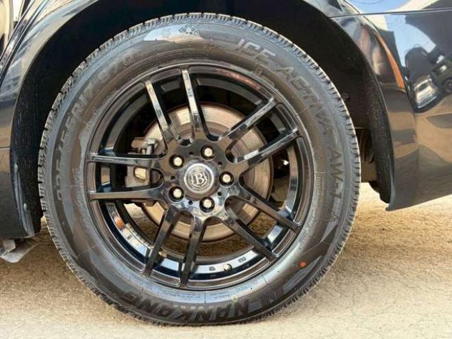 スカイライン2.5 250GT FOUR 4WD　ドライブレコーダー　ETC　パワステ　パワーウィンドウ　ナビ　電動シート　寒冷地仕様　アルミホイール　エアコン　盗難防止装置　キーレスエントリー　ABS　横滑り防止装置 2500