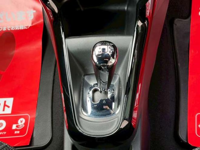 シトロエンDS3 シック　ETC　エアコン・クーラー　パワステ　パワーウィンドウ　キーレス　ABS 運転席エアバッグ　助手席エアバッグ　サイドエアバッグ　横滑り防止装置　社外ナビ　MTモード付 正規輸入車 2WD 1200