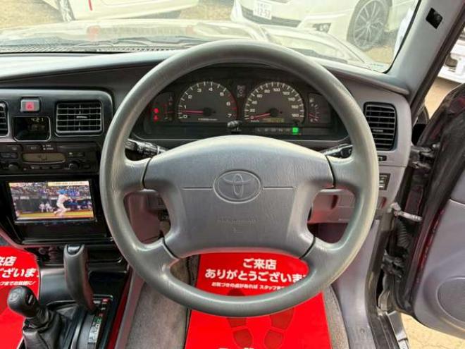 ハイラックスサーフ2.7 SSR-X Vセレクション 4WD　社外ナビ　バックカメラ　社外アルミホイール　エアコン　リフトアップ　パワステ　パワーウィンドウ　キーレスエントリー　ETC　ABS　ルーフレール 2700