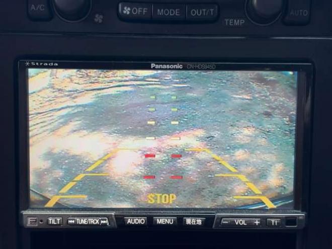 ハイラックスサーフ2.7 SSR-X Vセレクション 4WD　社外ナビ　バックカメラ　リフトアップ　社外アルミホイール　エアコン　ETC　ドライブレコーダー　パワステ　パワーウィンドウ　ABS　キーレスエントリー　ルーフレール 2700