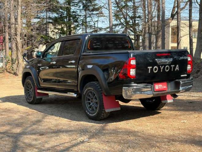 ハイラックス2.4 Z ディーゼルターボ 4WD　 2400