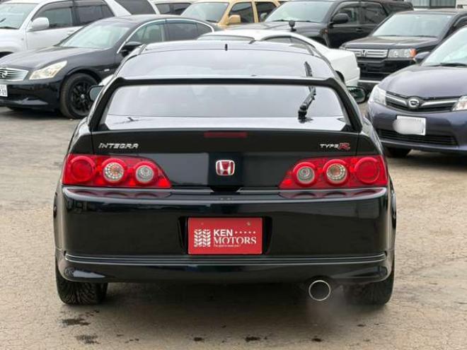 インテグラタイプR 2.0　ワンオーナー　レカロシート　パワステ　パワーウィンドウ　純正アルミホイール　ABS　キーレスエントリー　横滑り防止装置　エアコン　盗難防止装置 2WD 2000