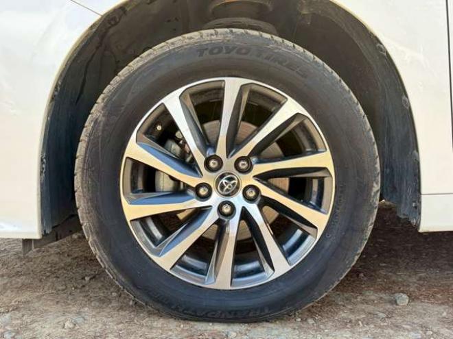 ヴェルファイアハイブリッド 2.5 ZR Gエディション E-Four 4WD　ドライブレコーダー　両側パワスラ　パワステ　パワーウィンドウ　TV　ナビ　バックカメラ　電動リアゲート　後席モニター　電動シート　シートヒーター　オットマン　クルーズコントロール　キーレスエントリー 2500