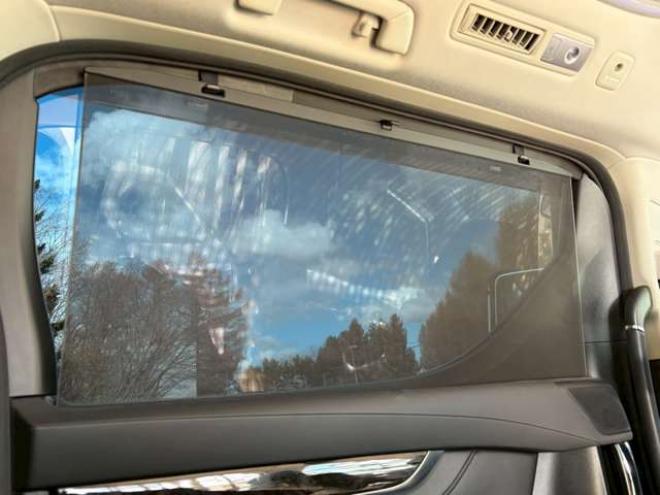 ヴェルファイアハイブリッド 2.5 ZR Gエディション E-Four 4WD　ドライブレコーダー　両側パワスラ　パワステ　パワーウィンドウ　TV　ナビ　バックカメラ　電動リアゲート　後席モニター　電動シート　シートヒーター　オットマン　クルーズコントロール　キーレスエントリー 2500