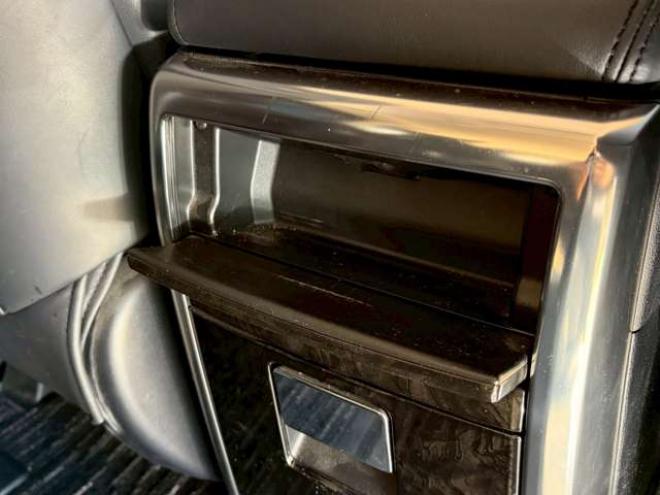 ヴェルファイアハイブリッド 2.5 ZR Gエディション E-Four 4WD　ドライブレコーダー　両側パワスラ　パワステ　パワーウィンドウ　TV　ナビ　バックカメラ　電動リアゲート　後席モニター　電動シート　シートヒーター　オットマン　クルーズコントロール　キーレスエントリー 2500