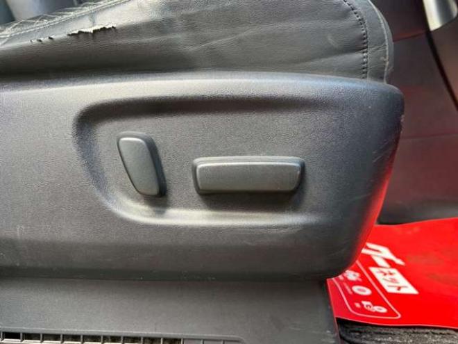 ヴェルファイアハイブリッド 2.5 ZR Gエディション E-Four 4WD　ドライブレコーダー　両側パワスラ　パワステ　パワーウィンドウ　TV　ナビ　バックカメラ　電動リアゲート　後席モニター　電動シート　シートヒーター　オットマン　クルーズコントロール　キーレスエントリー 2500