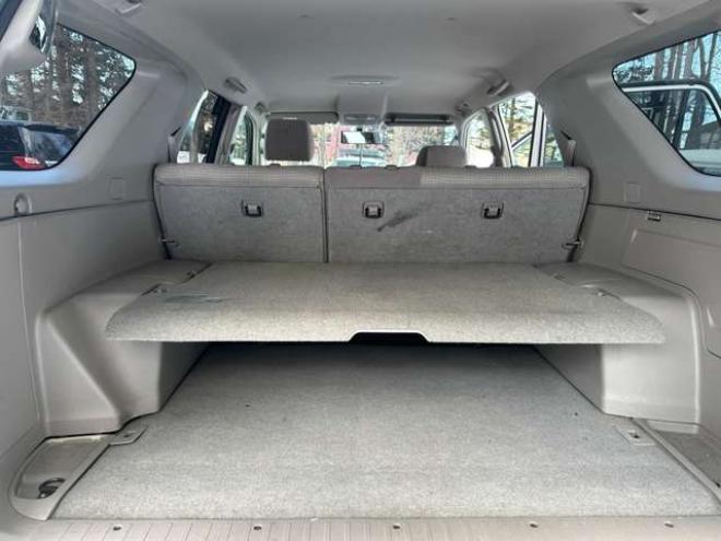 ハイラックスサーフ2.7 SSR-G 4WD　禁煙車　パワステ　パワーウィンドウ　ETC　社外ナビ　バックカメラ　キーレスエントリー　リフトアップ　エンジンスターター　寒冷地仕様　ABS　エアコン　盗難防止装置　社外アルミホイール 2700