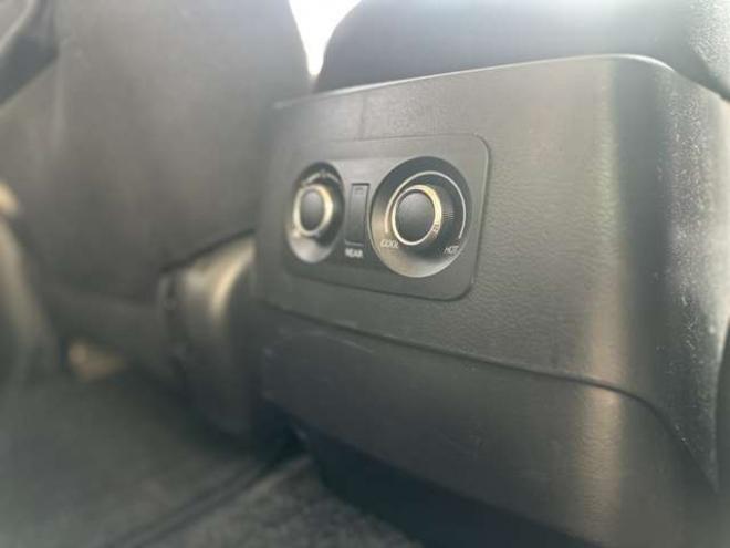 パジェロ3.2 ロング エクシード ディーゼルターボ 4WD　クルーズコントロール　パワステ　パワーウィンドウ　ABS　純正ナビ　バックカメラ　横滑り防止装置　盗難防止装置　純正アルミホイール 3200