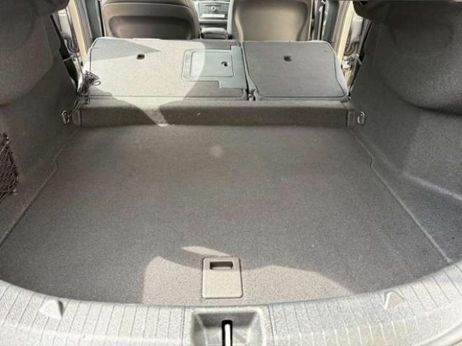 ベンツCLAクラス CLA250 4マチック 4WD　ナビ　バックカメラ　ETC　キーレスエントリー　シートヒーター　エアコン　クルーズコントロール　ABS　盗難防止装置　パワステ　パワーウィンドウ　横滑防止装置　パーキングアシスト　アイドリングストップ 正規輸入車 2000