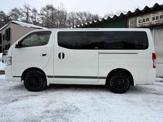 キャラバンNV350 2.5 プレミアムGX ロングボディ ディーゼルターボ 4WD　バックカメラ　エアコン　ドライブレコーダー　ETC　パワステ　パワーウィンドウ　スマートキー　キーレス　片側スライドドア 2500