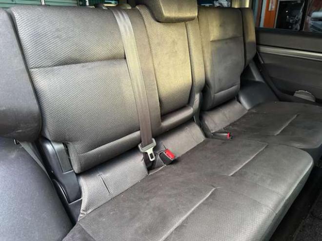 パジェロ3.2 ロング GR ディーゼルターボ 4WD　リフトアップ(ジャオス)　パワステ　パワーウィンドウ　社外ナビ　バックカメラ　純正アルミホイール　ETC　シートヒーター　3列シート　横滑り防止装置　盗難防止装置　ABS　キーレスエントリー 3200