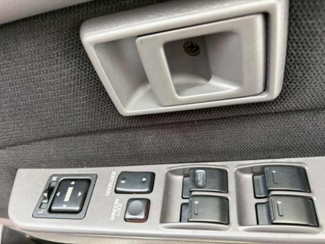 ハイラックスサーフ3.0 SSR-G ワイドボデー ディーゼルターボ 4WD　レカロシート　社外ハンドル　社外ナビ　地デジ　ETC　2バッテリー　バンパーガード　パワステ　パワーウィンドウ　純正アルミホイール　クルーズコントロール　寒冷地仕様 3000