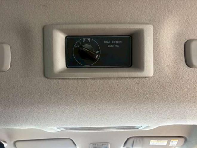 キャラバンNV350 2.5 プレミアムGX ロングボディ ディーゼルターボ 4WD　ヒッチメンバー　エンジンスターター　パワステ　パワーウィンドウ　純正ナビ　バックカメラ　ETC　社外アルミホイール　ABS　キーレスエントリー　ドライブレコーダー 2500