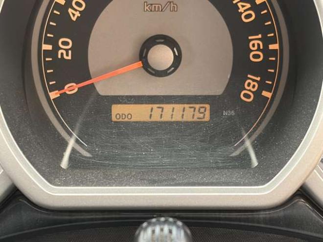 ハイラックスサーフ2.7 SSR-X リミテッド 4WD　社外アルミホイール　リフトアップ　社外ナビ　バックカメラ　ETC　寒冷地仕様　ABS　キーレスエントリー　パワステ　パワーウィンドウ　盗難防止装置　エアコン　ルーフレール 2700