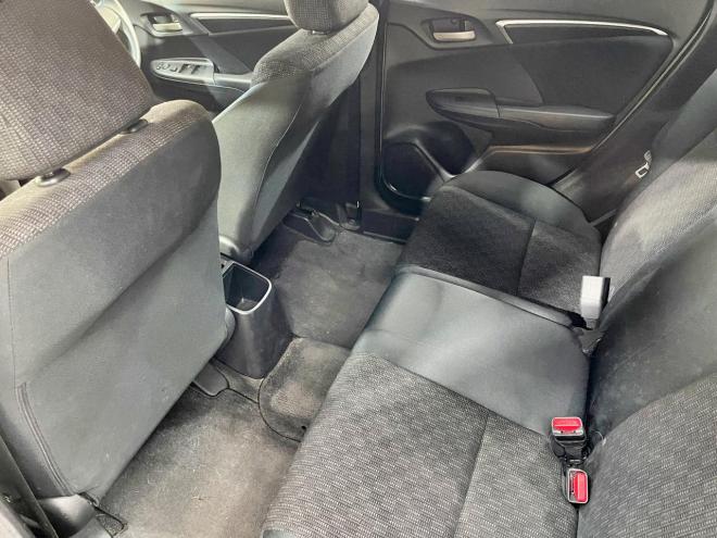 フィット13G Fパッケージ 4WD 5年保証 スマキー ナビ ETC 自社認証工場 車検整備2年付 修復歴無 寒冷地仕様 禁煙