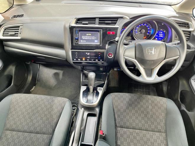 フィット13G Fパッケージ 4WD 5年保証 スマキー ナビ ETC 自社認証工場 車検整備2年付 修復歴無 寒冷地仕様 禁煙