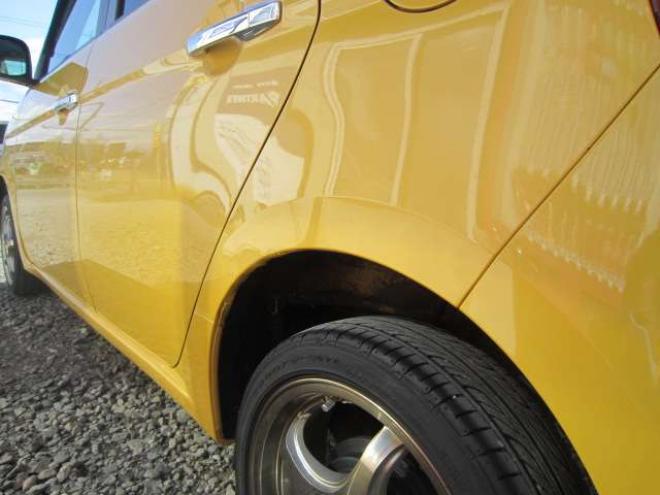 N-ONEツアラー Lパッケージ 4WD　道外仕入れ 社外15インチブロンズAW BIuetooth ナビ&TV スマートキー Pスタート HID クルーズコントロール ドアバイザー 記録簿 スタッドレス+ホイール積込み 1年間走行無制限保証付 660