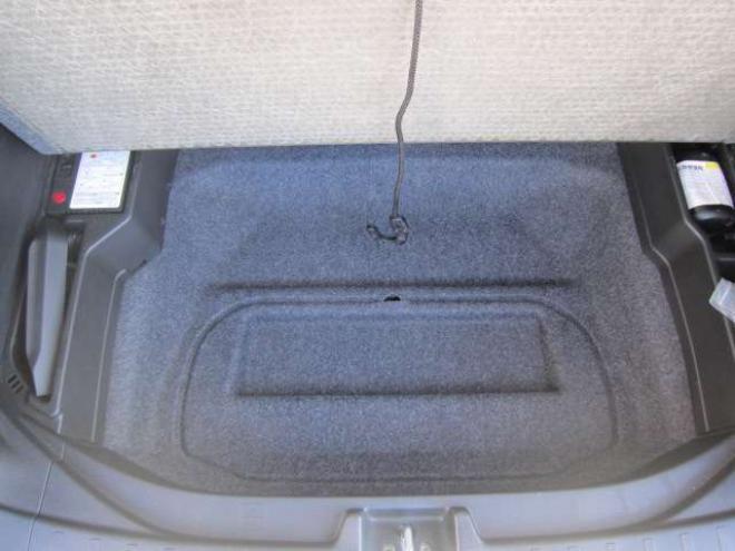 N-ONEツアラー Lパッケージ 4WD　道外仕入れ 社外15インチブロンズAW BIuetooth ナビ&TV スマートキー Pスタート HID クルーズコントロール ドアバイザー 記録簿 スタッドレス+ホイール積込み 1年間走行無制限保証付 660