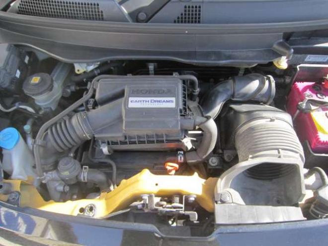 N-ONEツアラー Lパッケージ 4WD　道外仕入れ 社外15インチブロンズAW BIuetooth ナビ&TV スマートキー Pスタート HID クルーズコントロール ドアバイザー 記録簿 スタッドレス+ホイール積込み 1年間走行無制限保証付 660