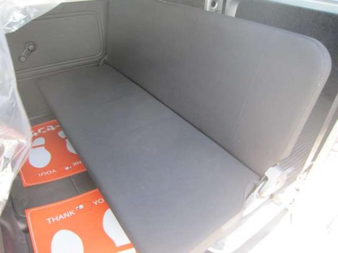 ハイゼットカーゴ デラックス SAIII ハイルーフ 4WD　道外仕入れ 後期型1オーナー  レーンキープアシスト　横滑り防止装置　衝突被害軽減ブレーキ　障害物センサー　ナビ&フルセグTV+Bカメラ キーレス  ドアバイザー Pガラス 記録簿 1年保証付 660